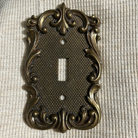 Vintage light switch ornate bronze metal National Lock plates swirl - Picture 1 of 3